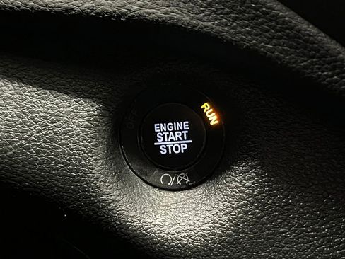 Used 2022 Jeep Cherokee Latitude Lux image 14