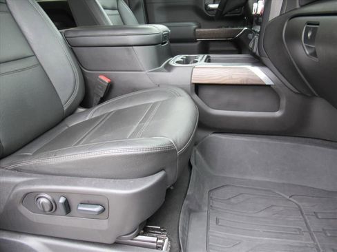 Used 2023 GMC Sierra 2500 Denali w/ Denali Ultimate Package image 13