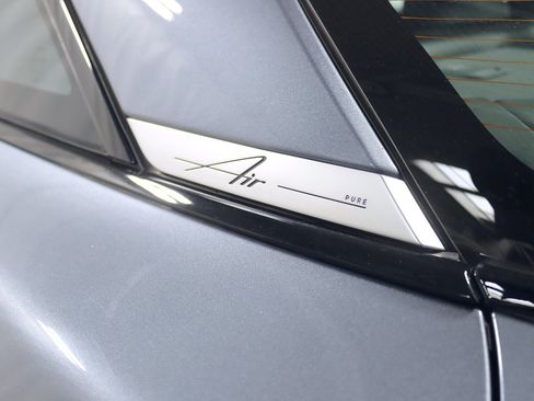 Used 2023 Lucid Air Pure AWD/4WD image 13