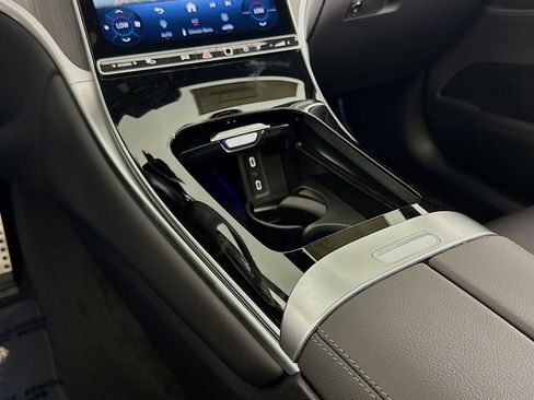 New 2026 Mercedes-Benz GLC 300 image 5