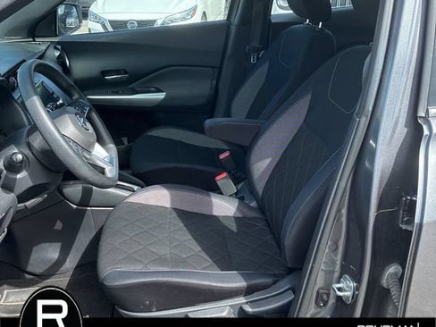 Used 2018 Nissan Kicks SV FWD image 9
