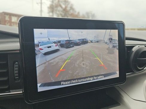 Used 2020 Ford Explorer XLT w/ Equipment Group 202A image 35