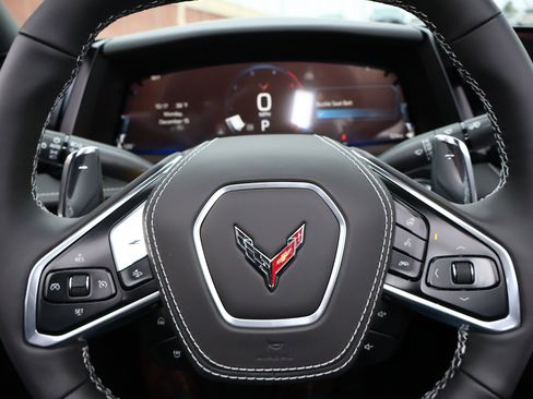 New 2026 Chevrolet Corvette Stingray Preferred Conv w/ 2LT image 17