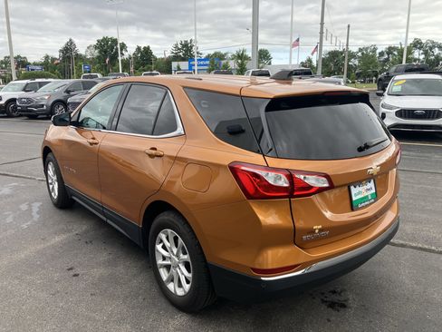 Used 2018 Chevrolet Equinox LT FWD image 5