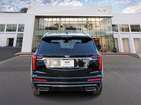 New 2025 Cadillac XT6 Premium Luxury image 5