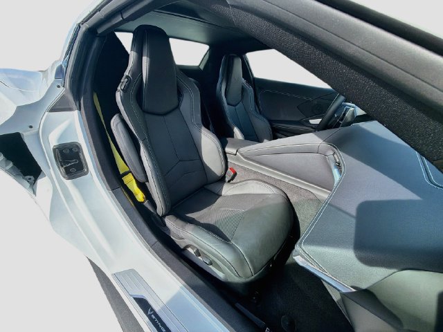 Used 2023 Chevrolet Corvette Stingray Convertible w/ 1LT RWD image 14