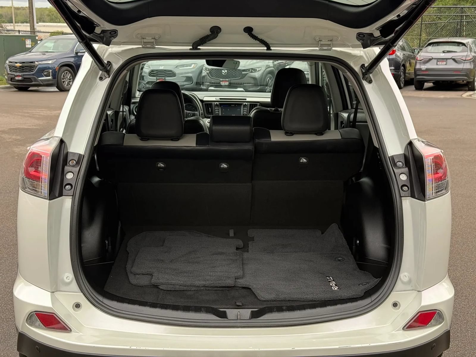 Used 2016 Toyota RAV4 Limited w/ Protection Package AWD/4WD image 18