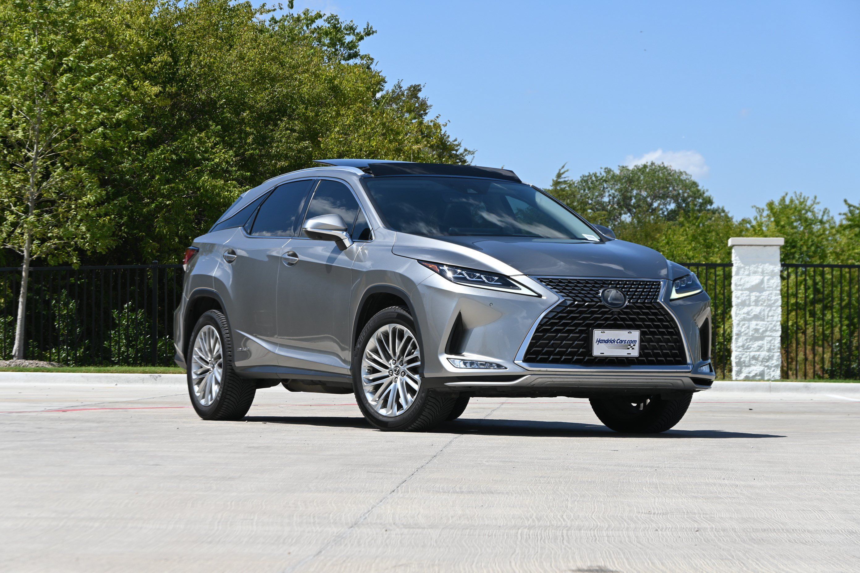 Used 2021 Lexus RX 450h AWD w/ Luxury Package image 2