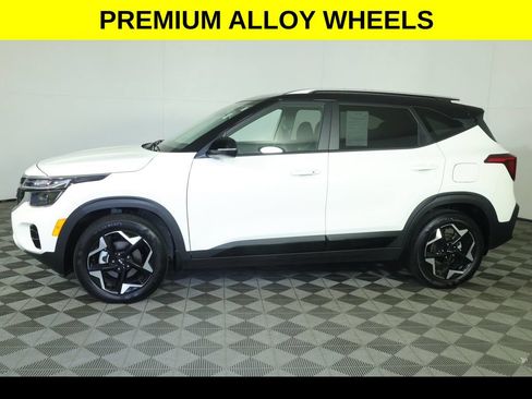 Used 2025 Kia Seltos S FWD image 8