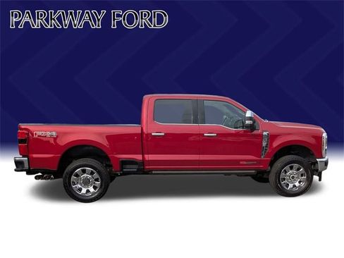 Used 2024 Ford F250 King Ranch w/ Chrome Package image 4