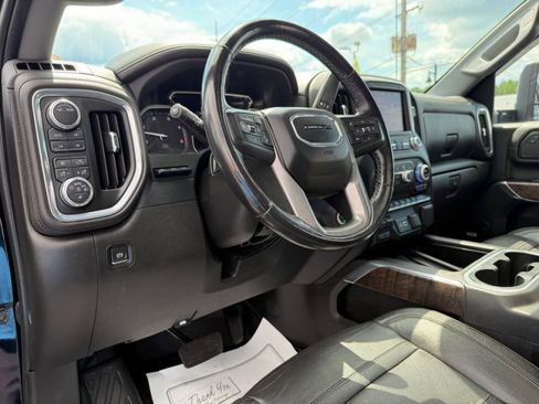 Used 2022 GMC Sierra 2500 Denali w/ Denali Ultimate Package image 13