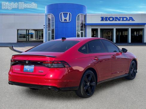 Used 2025 Honda Accord Sport image 7