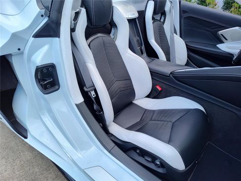 Used 2024 Chevrolet Corvette Z06 RWD image 24