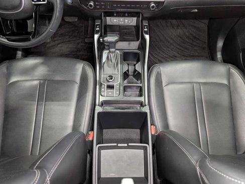 Certified 2025 Kia Sorento X-Line EX AWD/4WD image 20