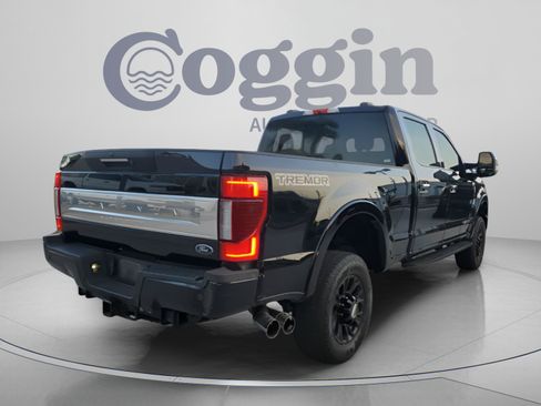 Used 2021 Ford F350 Platinum w/ Tremor Off-Road Package AWD/4WD image 3
