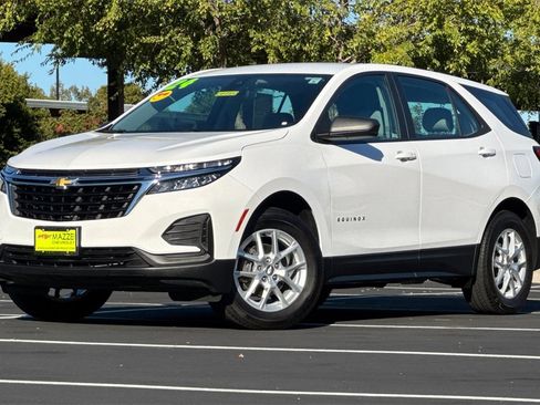 Used 2024 Chevrolet Equinox LS image 12