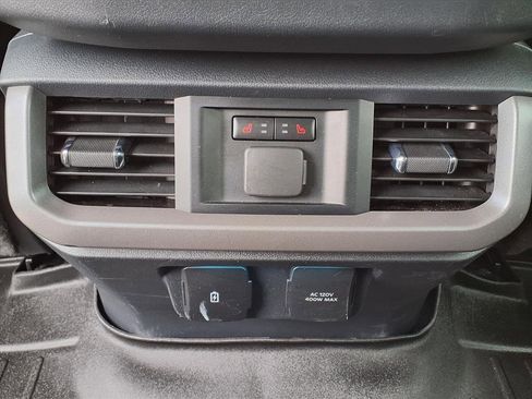 Used 2023 Ford F150 Lariat w/ Equipment Group 502A High image 16