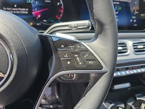 Used 2025 Mercedes-Benz GLE 350 4MATIC image 34