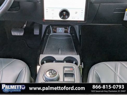 Used 2023 Ford Mustang Mach-E Select RWD image 18