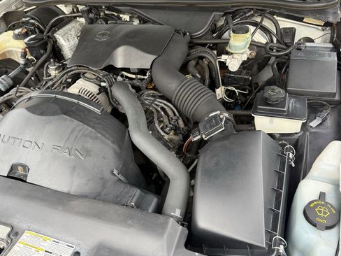 Used 1996 Ford Crown Victoria LX image 38