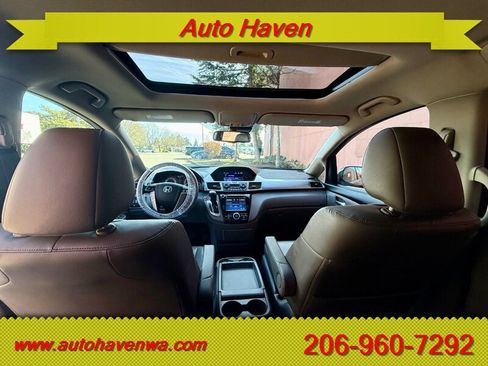 Used 2014 Honda Odyssey EX-L image 10