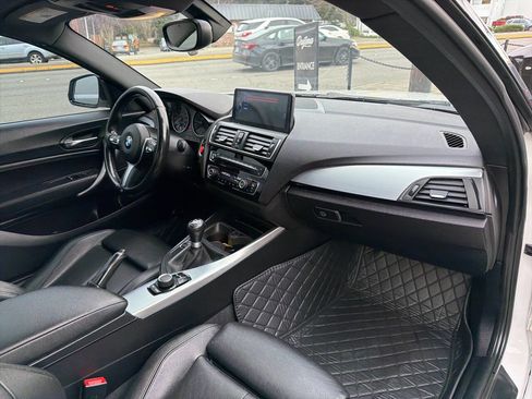 Used 2016 BMW M235i Coupe image 18