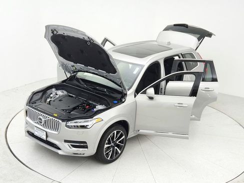 New 2025 Volvo XC90 B6 Plus w/ Protection Package Premier image 15