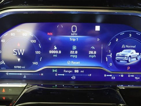 Used 2023 Chevrolet Silverado 1500 LTZ image 13