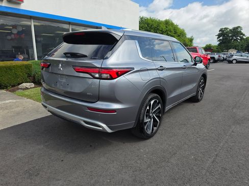 Used 2022 Mitsubishi Outlander SEL AWD/4WD image 3