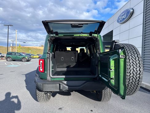 New 2025 Ford Bronco Badlands w/ Sasquatch Package AWD/4WD image 7