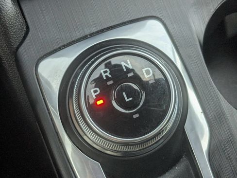 Used 2025 Ford Escape ST-Line FWD image 25