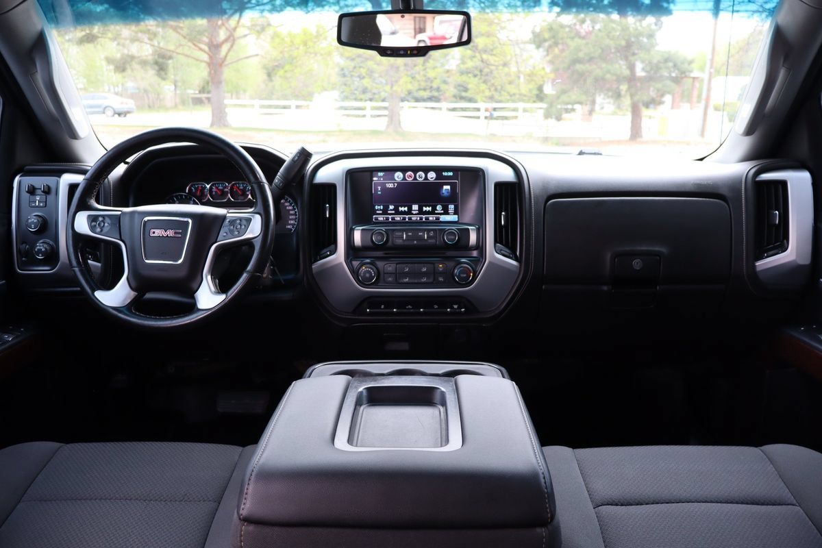 Used 2019 GMC Sierra 2500 SLE w/ Suspension Package, Off-Road AWD/4WD image 16
