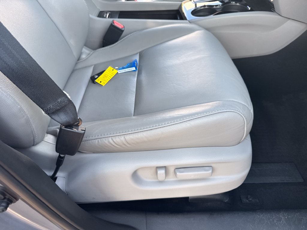 Used 2016 Honda Pilot Touring image 40