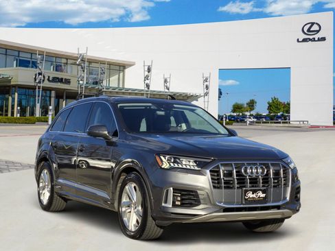 Used 2020 Audi Q7 3.0T Prestige w/ Prestige Package image 2