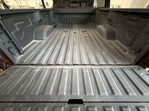 Used 2024 GMC Sierra 3500 SLT w/ SLT Premium Package image 25