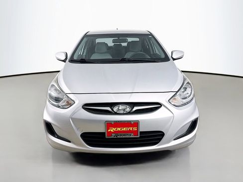 Used 2014 Hyundai Accent GLS FWD image 2