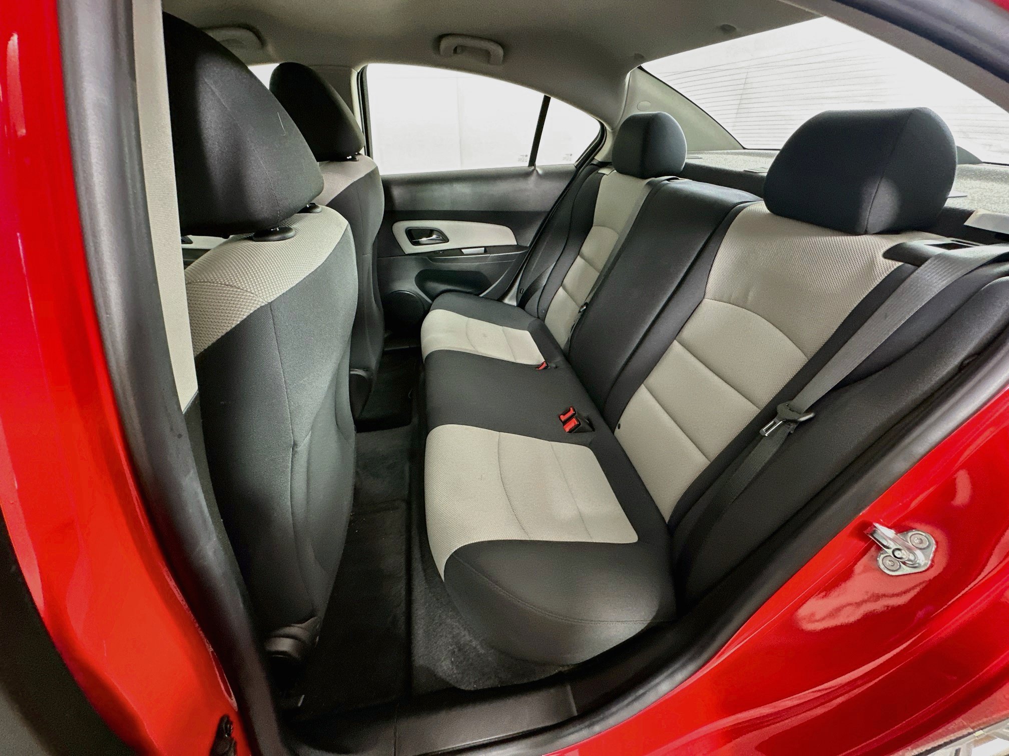 Used 2016 Chevrolet Cruze LS FWD image 24