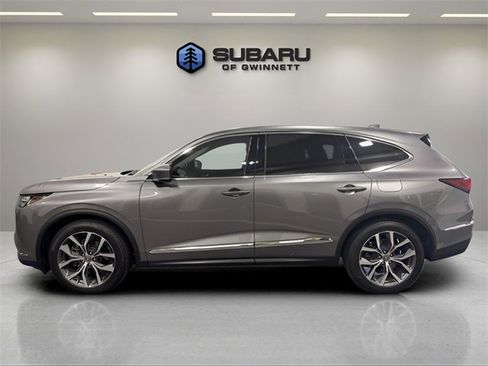 Used 2023 Acura MDX FWD w/ Technology Package image 2