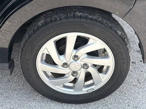 Used 2024 Mitsubishi Mirage LE FWD image 13