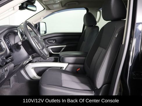 Used 2021 Nissan Titan SV w/ SV Convenience Package image 14
