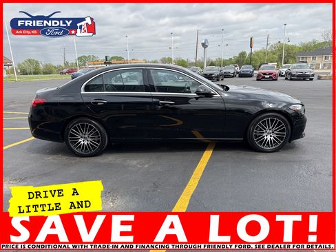 Used 2024 Mercedes-Benz C 300 Sedan image 4