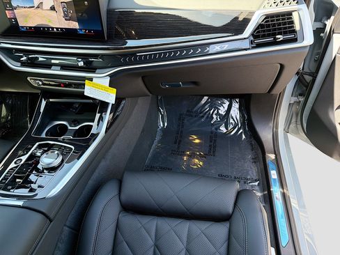 New 2027 BMW X7 xDrive40i w/ Executive Package AWD/4WD image 19