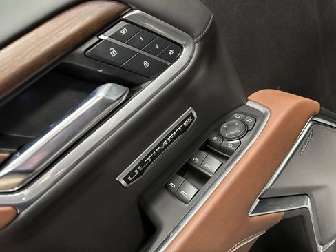 Used 2025 GMC Sierra 1500 Denali Ultimate image 33