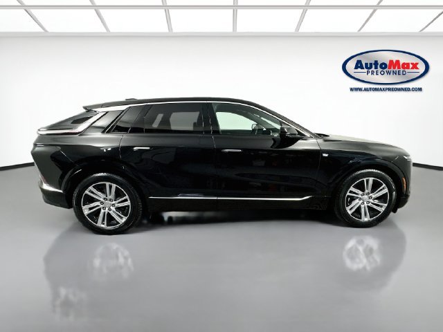 Used 2024 Cadillac Lyriq Tech w/ Driver Assist Package AWD/4WD image 10