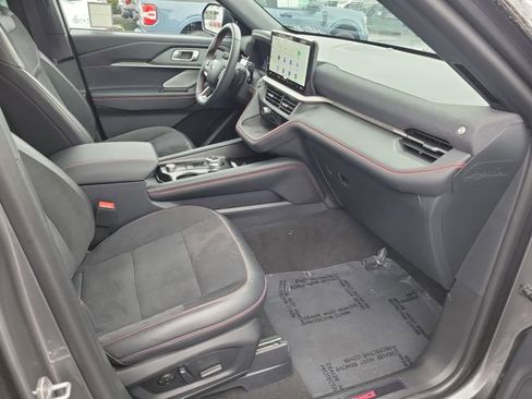 Used 2025 Ford Explorer ST w/ Sun And Sound Package image 16