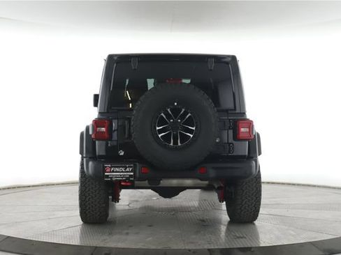 Used 2025 Jeep Wrangler Unlimited Rubicon AWD/4WD image 11