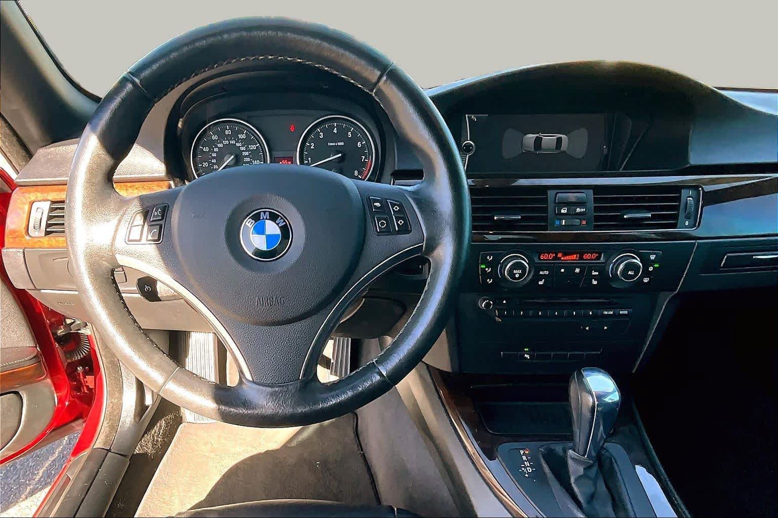 Used 2012 BMW 328i Convertible RWD image 5
