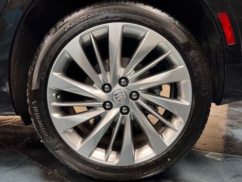 Used 2024 Buick Envision Avenir image 7