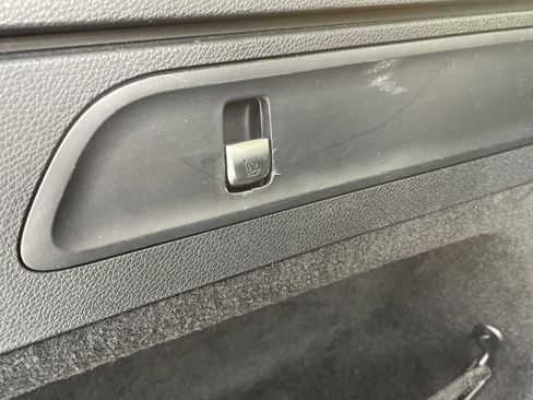 Certified 2020 Mercedes-Benz GLC 300 image 11