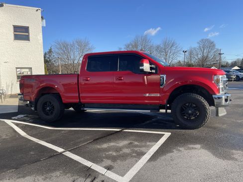 Used 2020 Ford F350 Lariat w/ Lariat Ultimate Package image 2